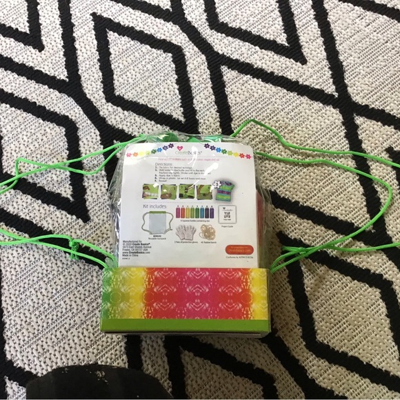 NEW CreateBasics Tie-Dye Kit + Pair Girls Ribbed Cotton Blend Shorts (12-14) - Picture 9 of 12